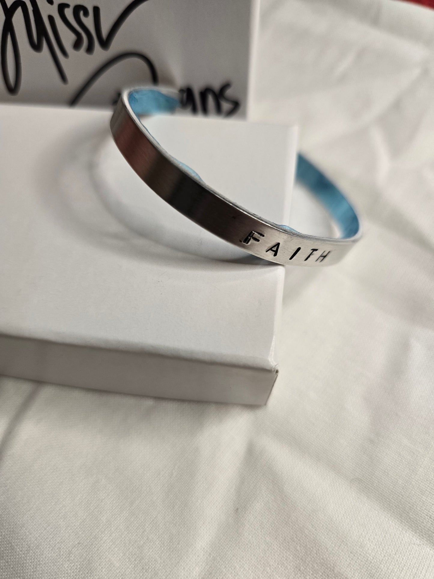 Faith metal bracelet