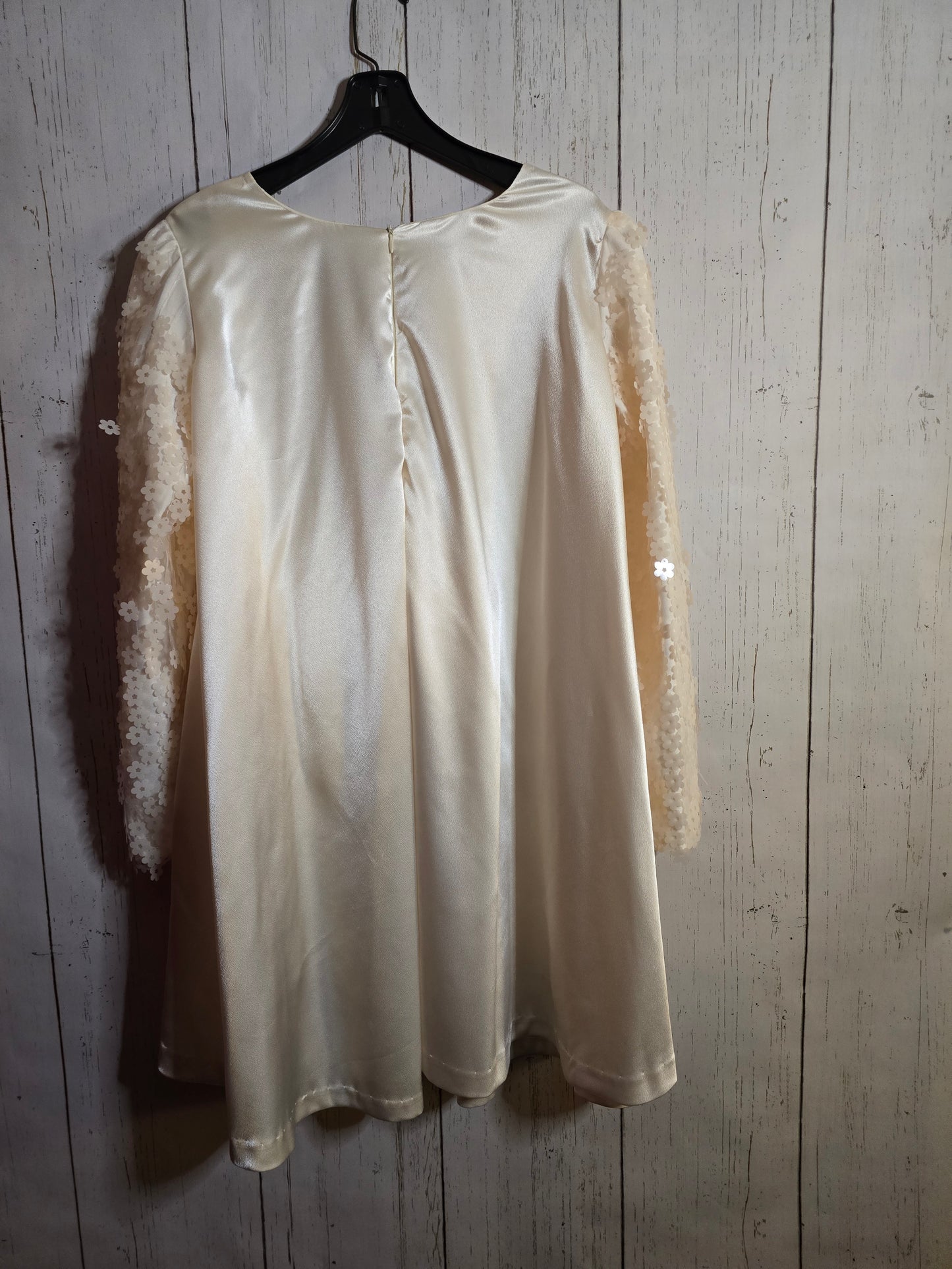 Have Faith tunic with textured sleeves